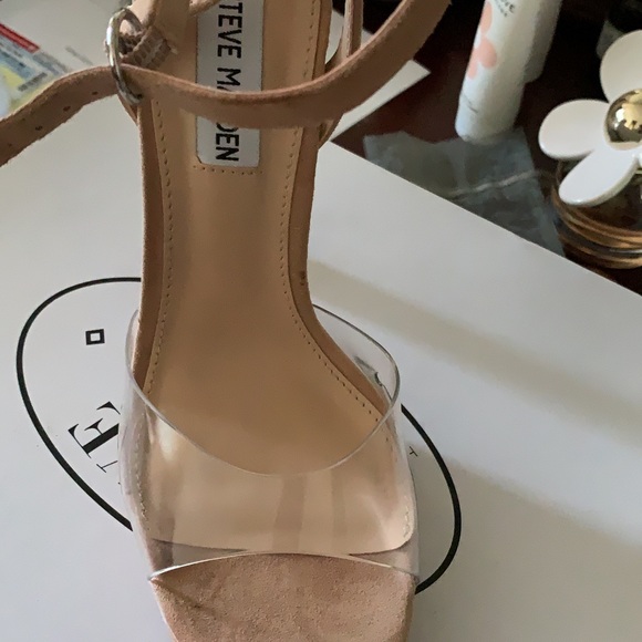 Never wear. Are totally New. - Picture 2 of 2